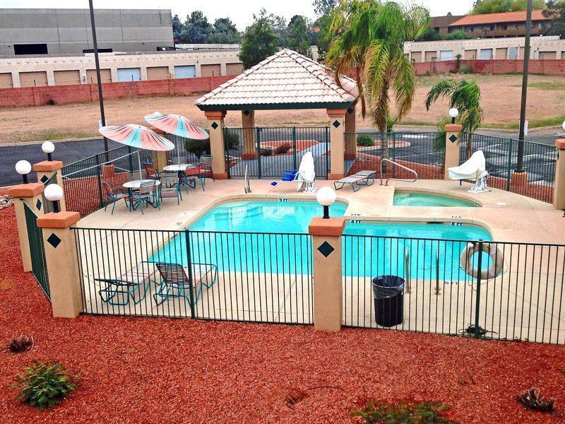 Infinity Inn & Suites Темпе Экстерьер фото