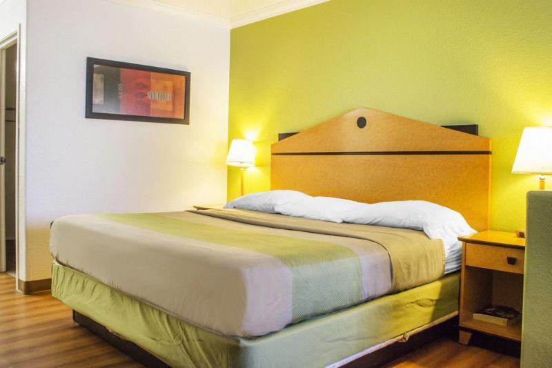 Infinity Inn & Suites Темпе Экстерьер фото