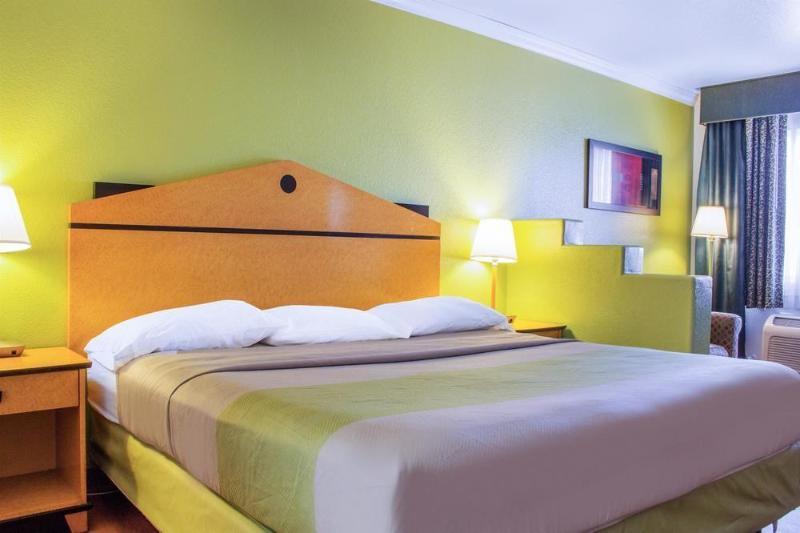 Infinity Inn & Suites Темпе Экстерьер фото