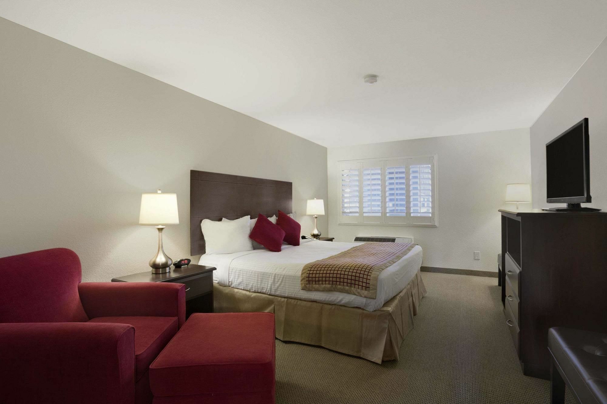 Infinity Inn & Suites Темпе Экстерьер фото